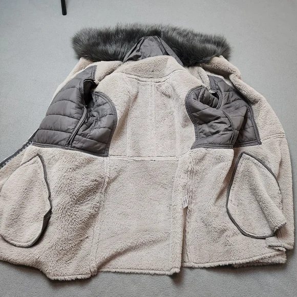 Johnston & Murphy Faux Fur lined Coat size Large - Picture 6 of 11